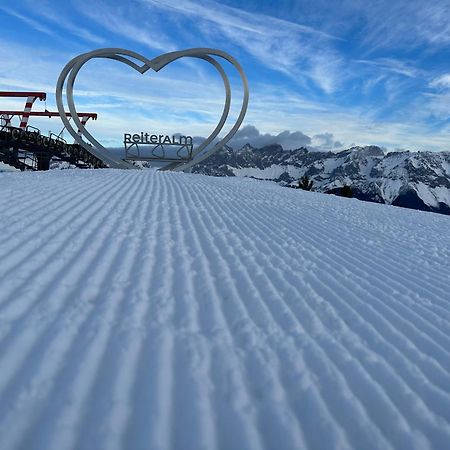 Appartements By Chalet Reiteralm -Sommercard Schladming Bagian luar foto